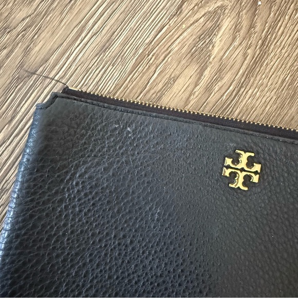 Black Leather Clutch - Picture 2 of 5